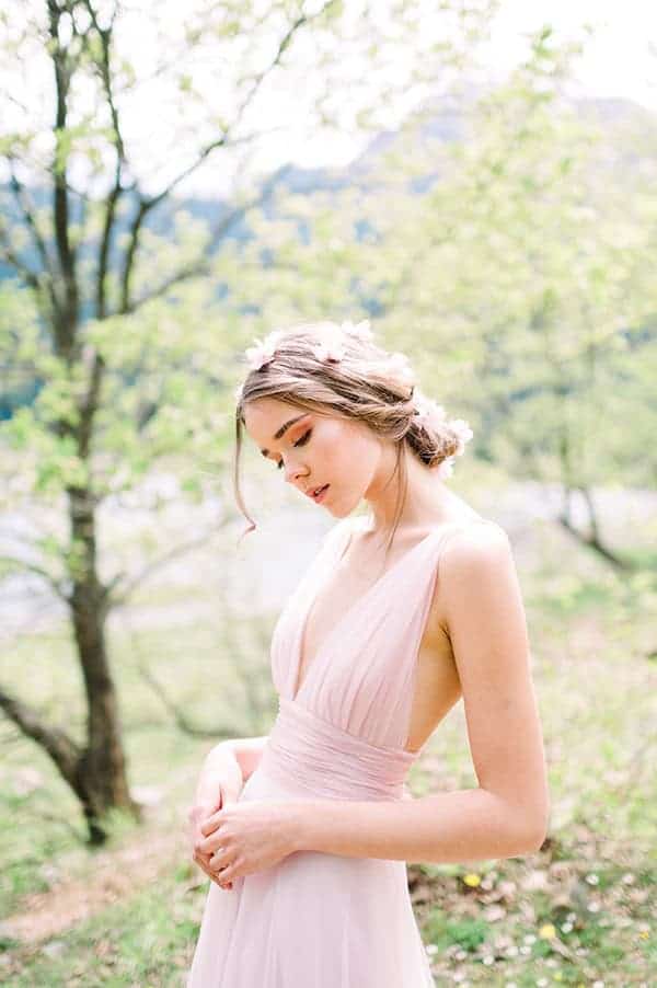 dreamy-wedding-dresses-eni-angelique-boho-chic-look_04