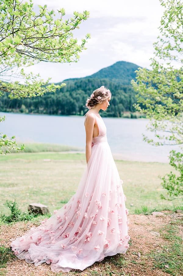 dreamy-wedding-dresses-eni-angelique-boho-chic-look_04x