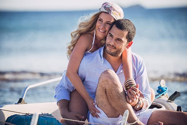 romantic-engagement-shoot-beach_07