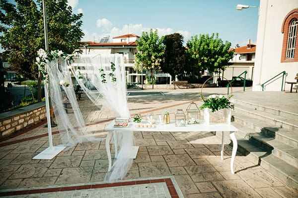romantic-fall-wedding-kozani-white-hues_08