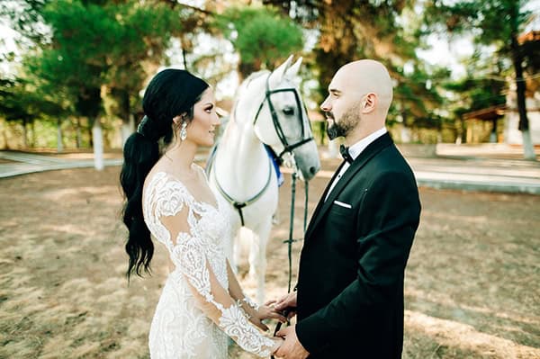 romantic-fall-wedding-kozani-white-hues_19