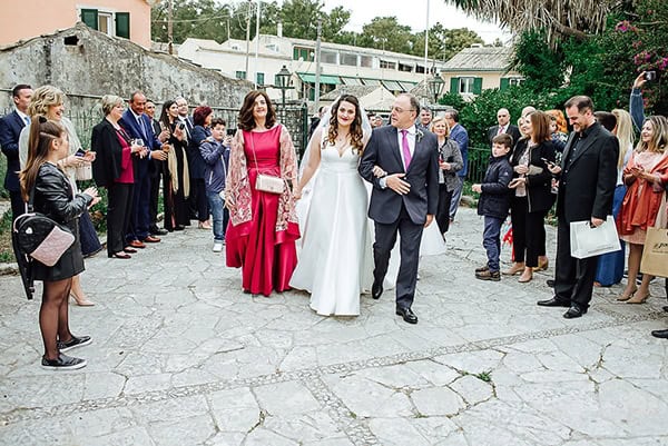 romantic-spring-wedding-geometric-details-corfu_19