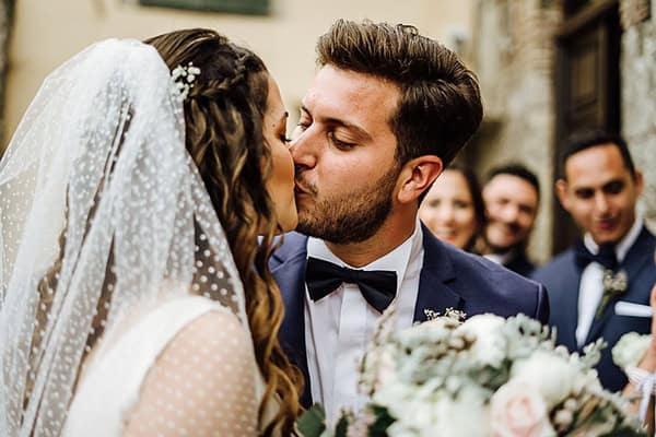 romantic-spring-wedding-geometric-details-corfu_21