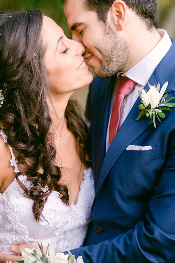 romantic-summer-wedding-athens-olive-brunches_02