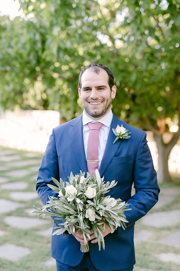 romantic-summer-wedding-athens-olive-brunches_17