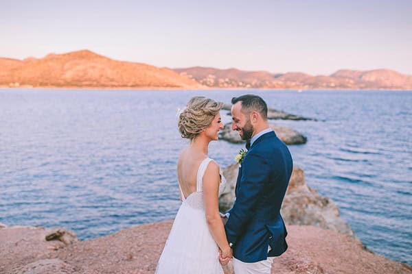 tropical-theme-summer-wedding-dreamy-view-anavisos_33