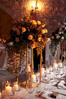 Πανεμορφη διακοσμηση τραπεζιου δεξιωσης