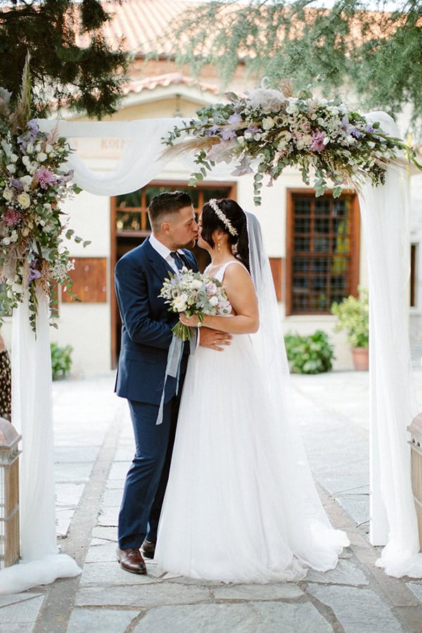 beautiful-fall-wedding-kozani-elegant-romantic-details_03x