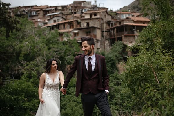 beautiful-summer-wedding-village-rustic-details_02