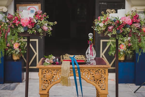 bloomed-summer-wedding-fuchsia-blue-hues_11