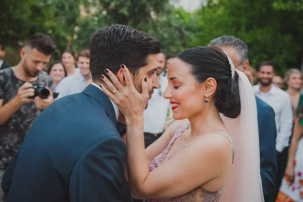 bloomed-summer-wedding-fuchsia-blue-hues_17