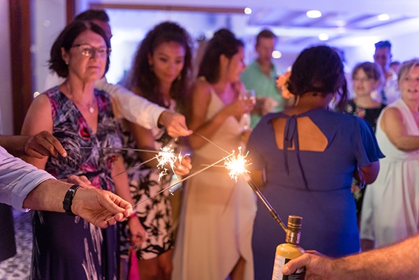 chic-elegant-wedding-santorini-white-florals_21