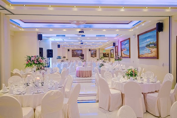 reasons-to-have-hotel-wedding-experts-advice-2