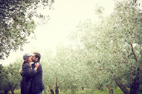 romantic-anniversary-shoot-park-kifisia_01