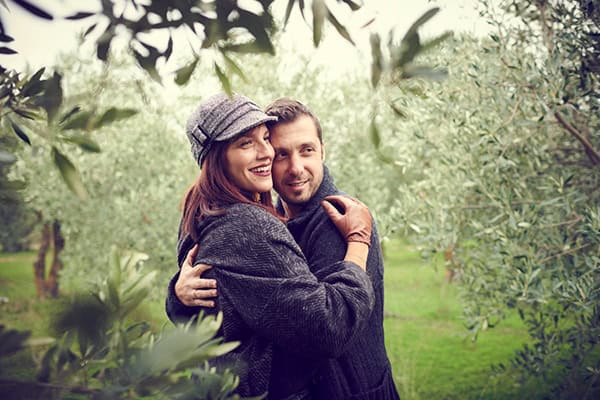 romantic-anniversary-shoot-park-kifisia_02