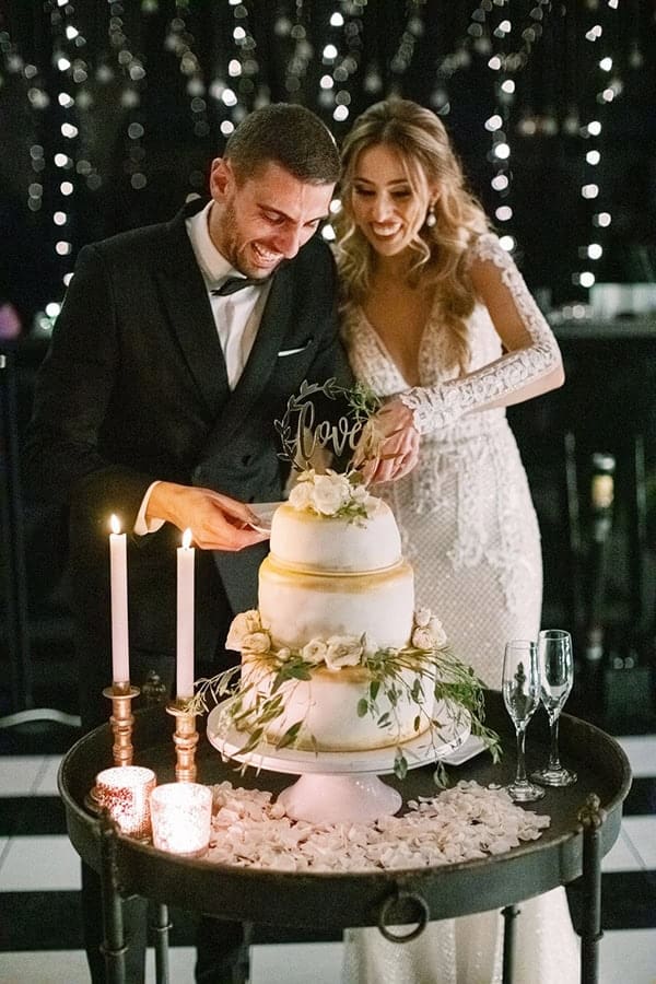 romantic-elegant-fall-wedding-nicosia-white-flowers-greenery_36