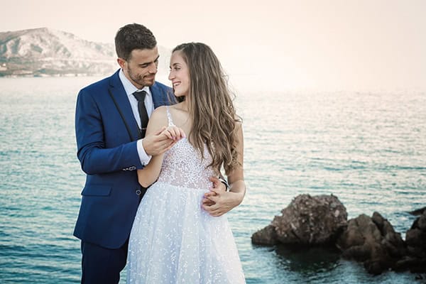 romantic-fall-wedding-athens-white-flowers_01