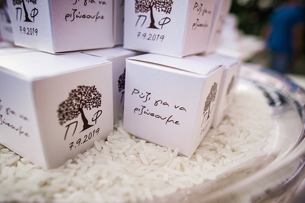 romantic-fall-wedding-athens-white-flowers_14