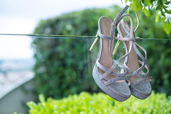 romantic-fall-wedding-paphos-pampas-grass-greenery-fairylights_04x