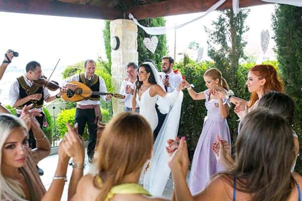 romantic-fall-wedding-paphos-pampas-grass-greenery-fairylights_10