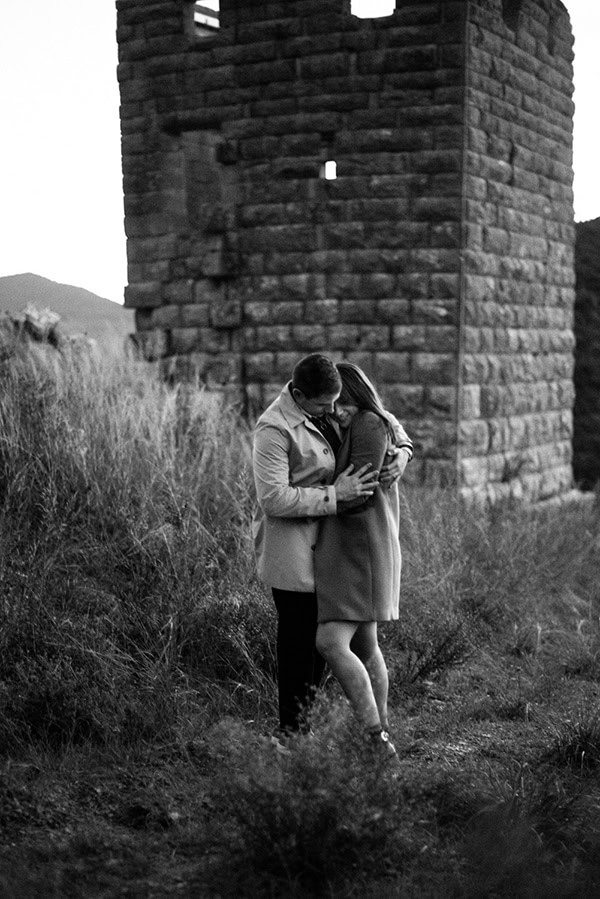 romantic-prewedding-photoshoot-ancient-messini_08