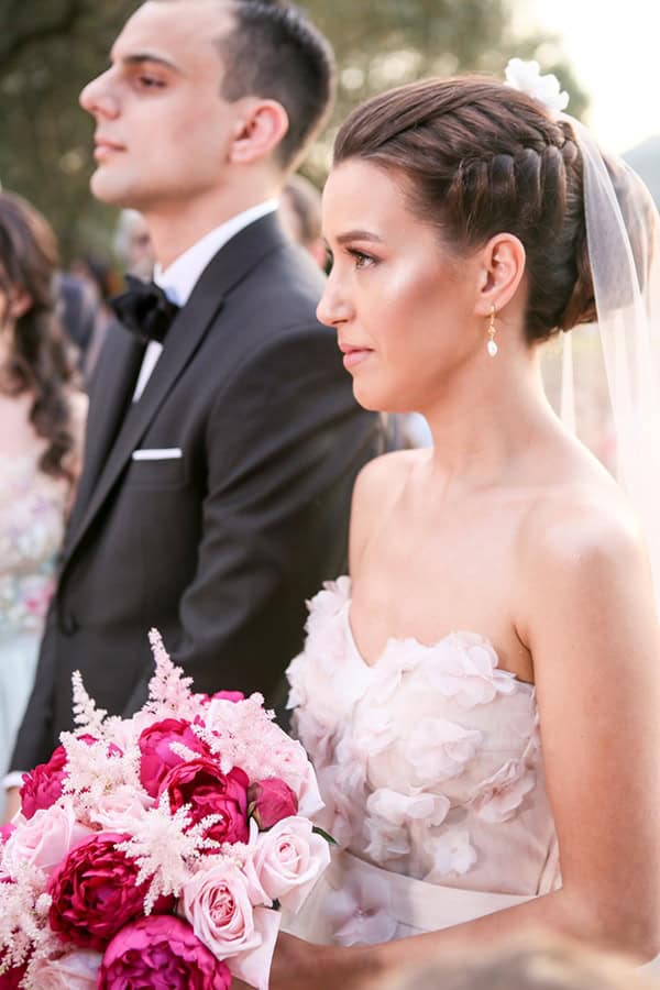 romantic-spring-wedding-vivid-color-hues-string-lights_15