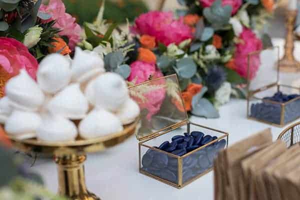 romantic-summer-wedding-thessaloniki-beautiful-floral-design_05z