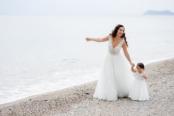 romantic-summer-wedding-village-perdika_20x