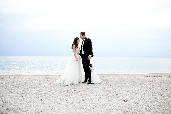 romantic-summer-wedding-village-perdika_21x