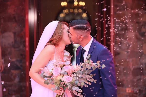 romantic-wedding-pink-gold-color-hues-nicosia_20