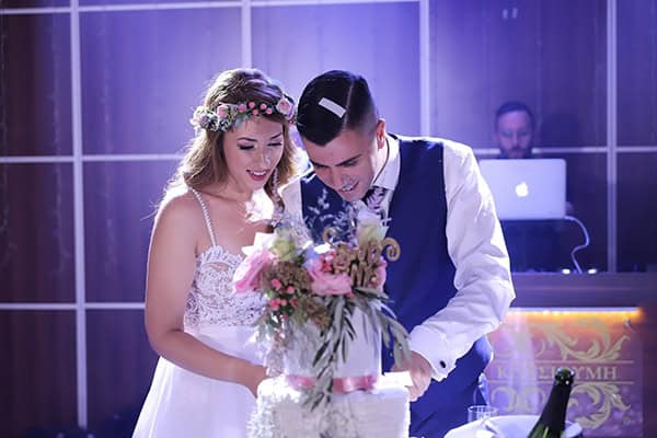 romantic-wedding-pink-gold-color-hues-nicosia_24