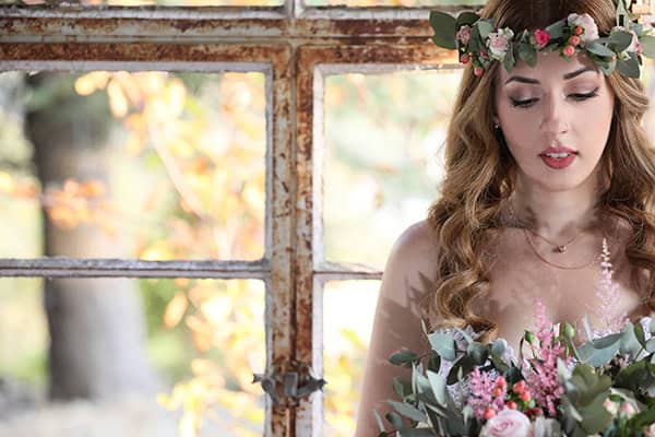 romantic-wedding-pink-gold-color-hues-nicosia_27