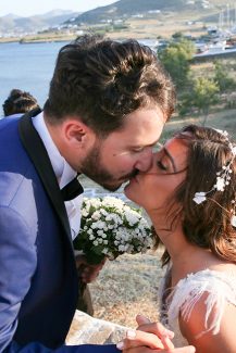 Ρομαντική νυφική ανθοδέσμη Ρομαντική νυφική ανθοδέσμη