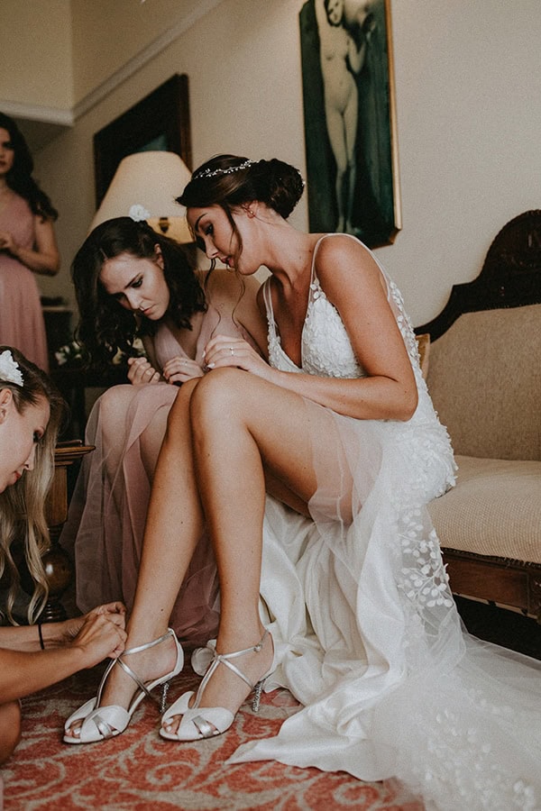 beautiful-summer-wedding-luxury-hotel-paphow-beautiful-floral-design-romantic-atmoshpere_10