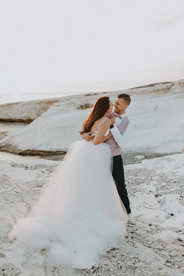 beautiful-summer-wedding-luxury-hotel-paphow-beautiful-floral-design-romantic-atmoshpere_44