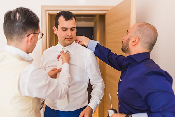 beautiful-summer-wedding-white-violet-color-tones_12