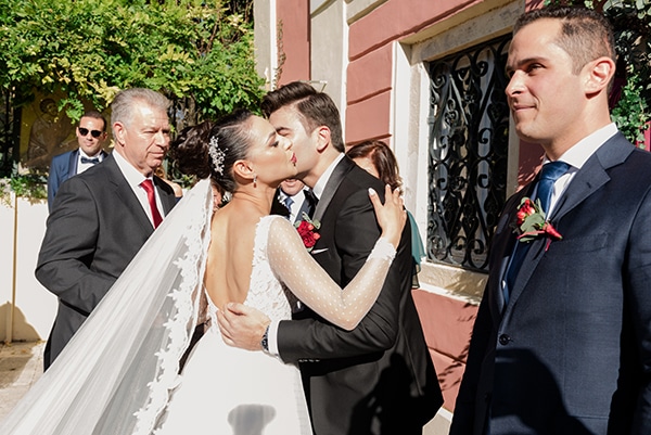 beautiful-winter-wedding-corfu-burgundy-hues_13