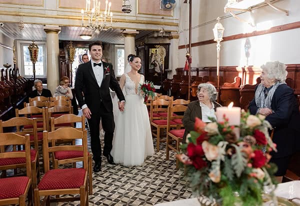 beautiful-winter-wedding-corfu-burgundy-hues_15