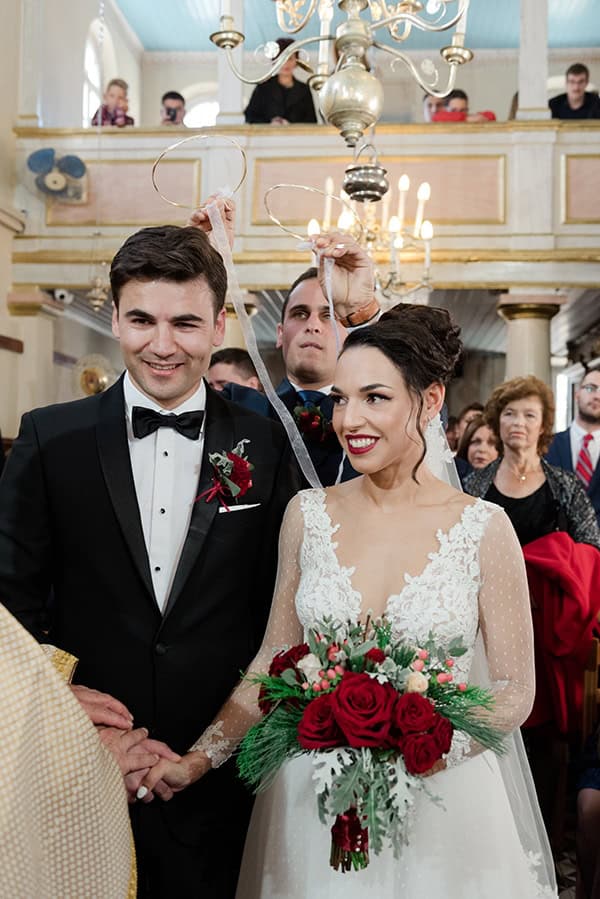 beautiful-winter-wedding-corfu-burgundy-hues_16