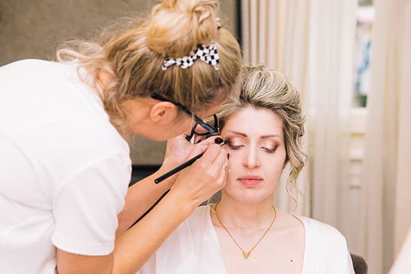 dreamy-wedding-calla-lilies_02x