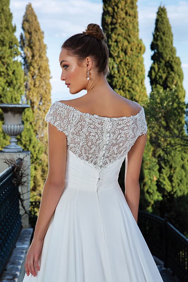 justin-alexander-wedding-dresses-we-adore_18