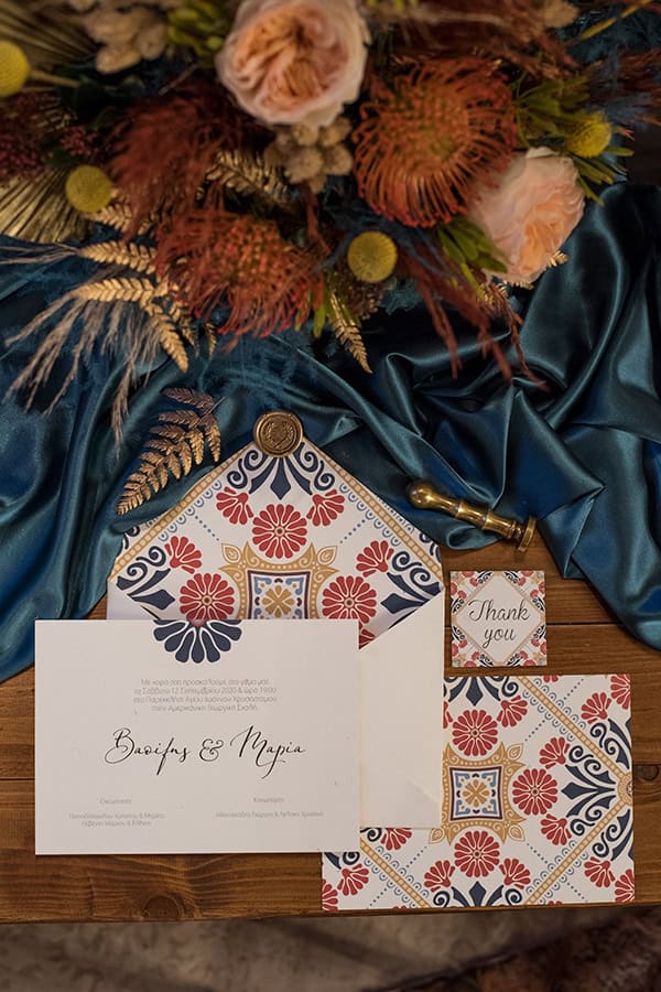 montern-bohemian-wedding-ideas-decoration-pampass-grass-exotic-flowers-vivid-colors_04