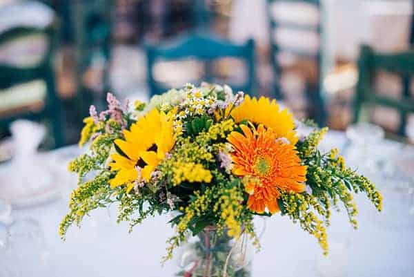 romantic-fall-wedding-beautiful-kythnos-sunflowers_29x