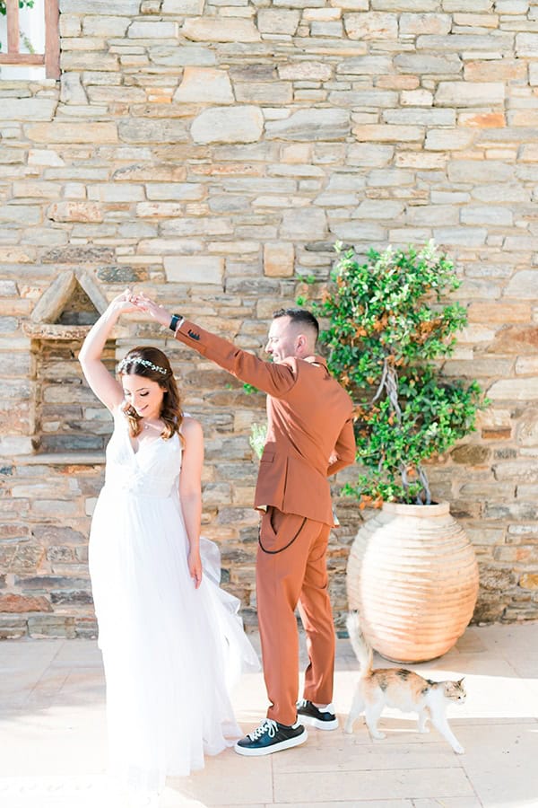 romantic-greek-island-wedding-tinos-string-lights-bhemian-elements_19