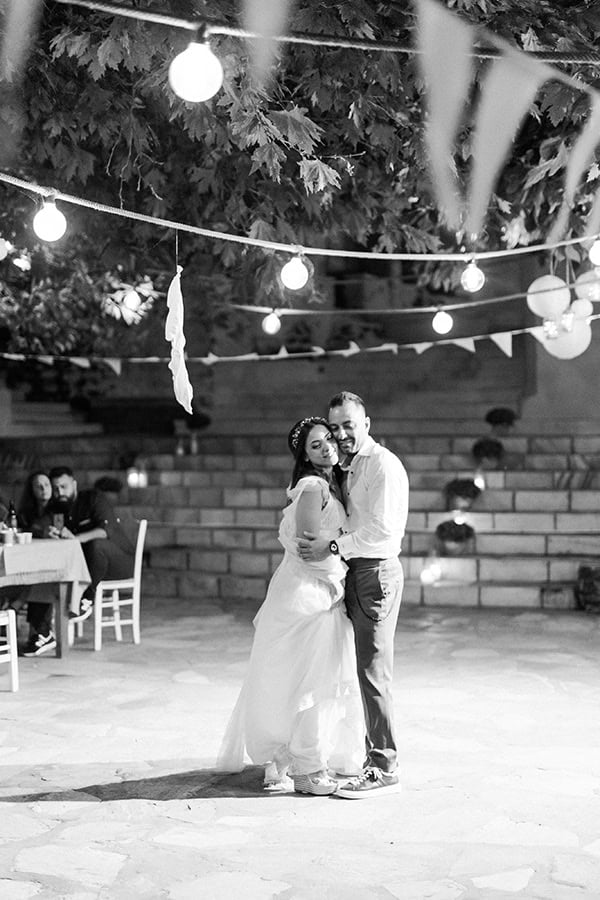 romantic-greek-island-wedding-tinos-string-lights-bhemian-elements_29