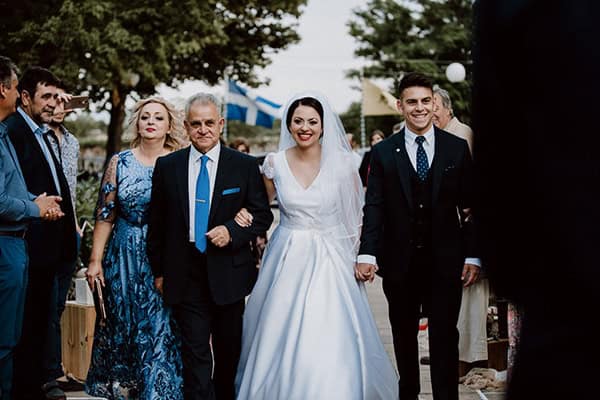 romantic-summer-wedding-beautiful-city-larisa_11