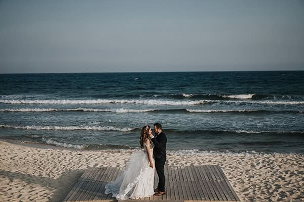 romantic-summer-wedding-paralimni-soft-pink-peach-hues_05