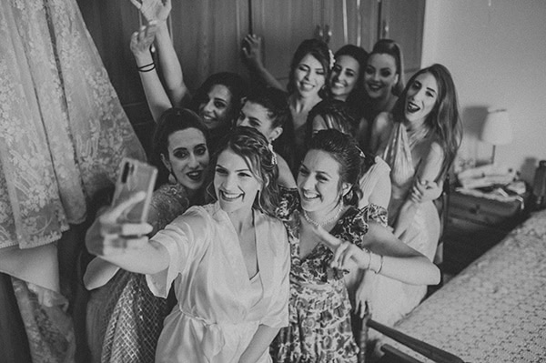 romantic-summer-wedding-paralimni-soft-pink-peach-hues_11