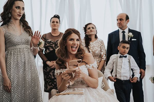 romantic-summer-wedding-paralimni-soft-pink-peach-hues_15