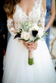 Νυφική ανθοδέσμη με τριαντάφυλλα